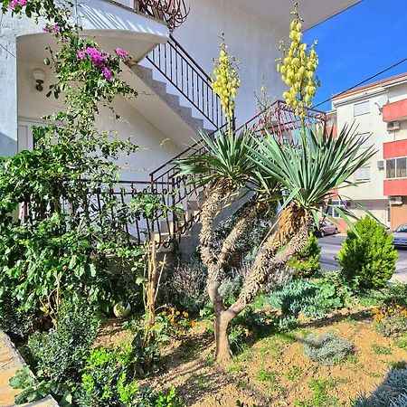 Apartments Milenka Trogir Exterior photo