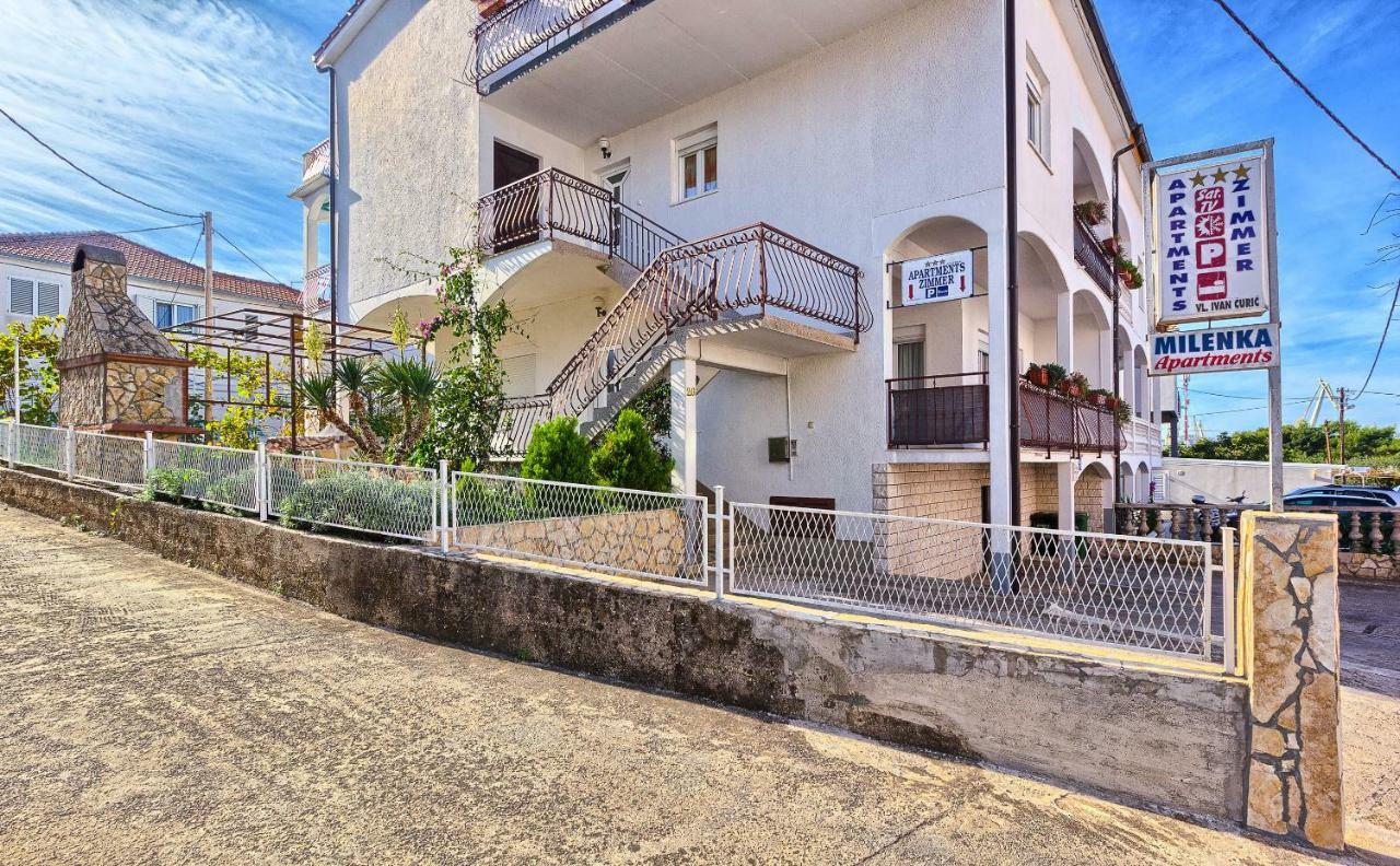 Apartments Milenka Trogir Exterior photo